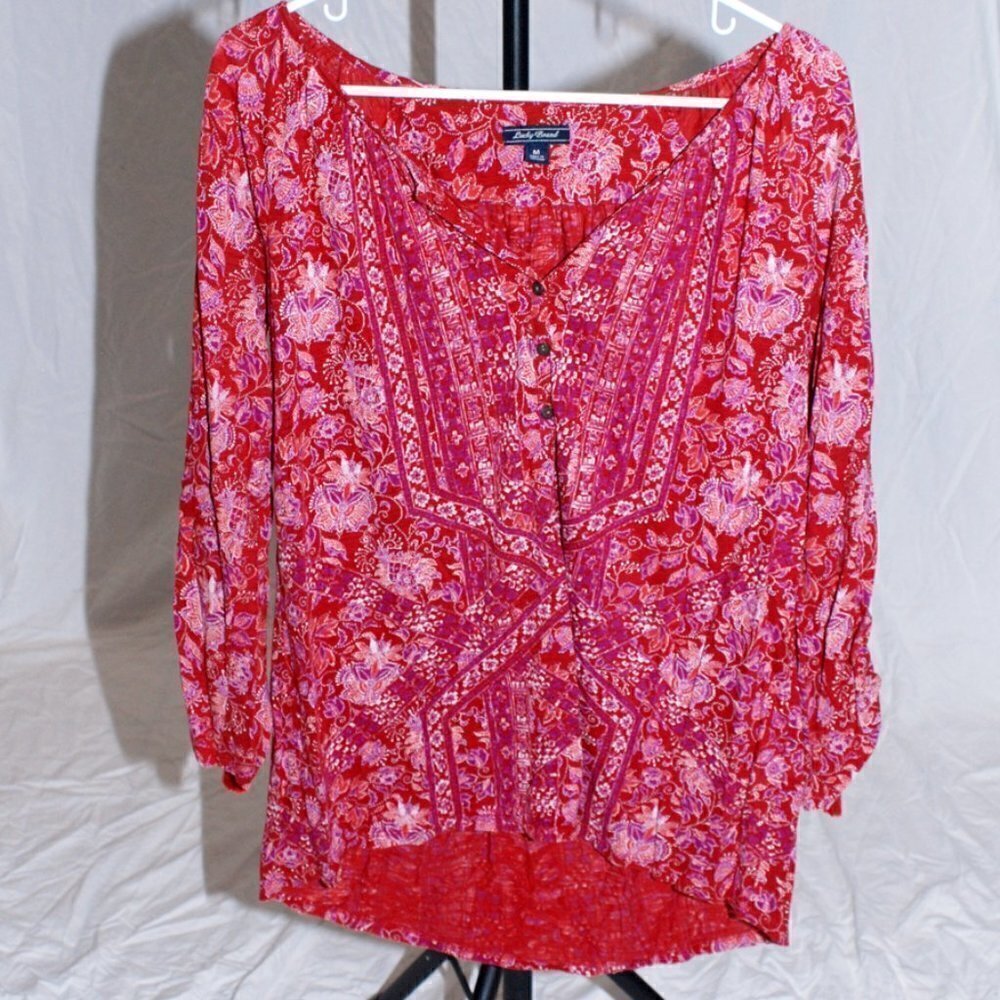 Lucky Brand Womens Medium BOHO Christmas Red Scoop Neck Vneck ¾ length sleeves